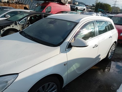 Opel Insignia 2.0 CDTi ( A20DTH ) 118kW r.2011 na náhradní díly