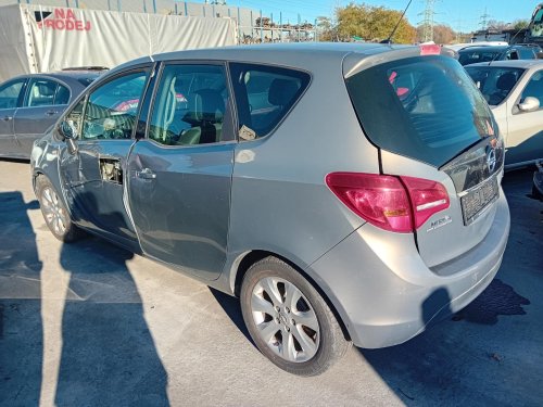 Opel Meriva B 1.3 CDTI ( A13DTE ) 70kW r.2010 šedá Z40W na náhradní díly