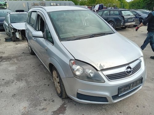 Opel Zafira B 2.2 16V ( Z22YH ) 110kW r.2007 stříbrná Z157 na náhradní díly