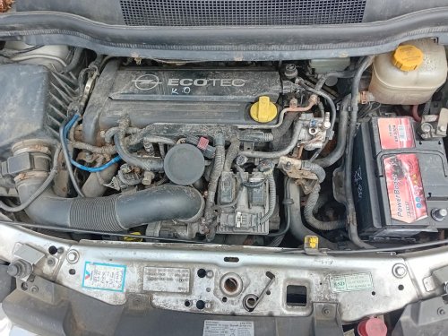 Opel Zafira B 2.2 16V ( Z22YH ) 110kW r.2007 stříbrná Z157 na náhradní díly