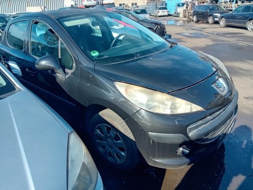 Peugeot 207 1.4 ( 8FS ) 70kW r.2007 černá na náhradní díly