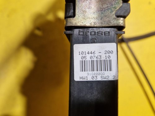 PRAVÁ PŘEDNÍ STAHOVAČKA OKNA S MOTORKEM 101448200 - ŠKODA OCTAVIA I - 18809