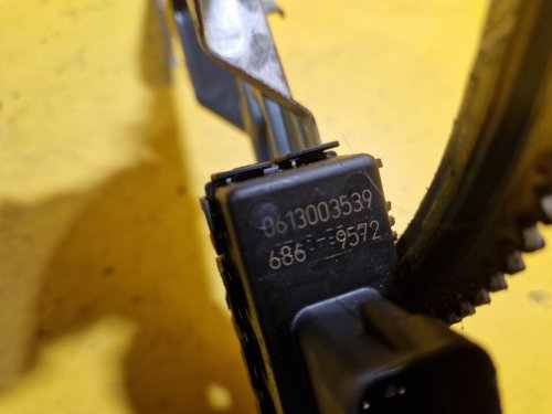 PRAVÁ PŘEDNÍ STAHOVAČKA OKNA S MOTORKEM 994887101 OPEL ZAFIRA B, ASTRA H - 18501