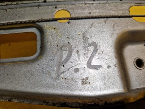 PRAVÁ ZADNÍ STAHOVAČKA OKNA 13260142 - OPEL ZAFIRA C - 18808