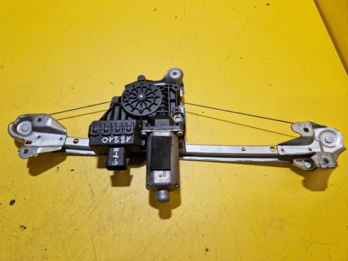 PRAVÁ ZADNÍ STAHOVAČKA OKNA S MOTORKEM 13100424 - OPEL ASTRA H - 18810