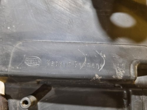 PRAVÉ PŘEDNÍ BI-XENON SVĚTLO AUDI A6 C6 - 18781