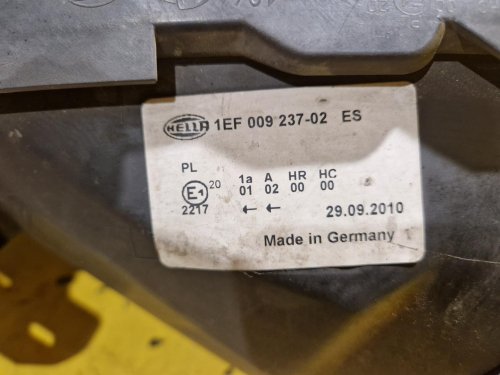 PRAVÉ PŘEDNÍ SVĚTLO CITROEN C4 PICASSO I , GRAND PICASSO I - 20853