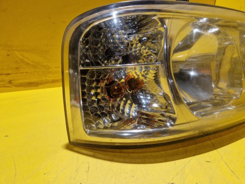 PRAVÉ PŘEDNÍ SVĚTLO FIAT DUCATO / CITROEN JUMPER / PEUGEOT BOXER ( 244 ) - 19893