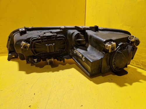 PRAVÉ PŘEDNÍ SVĚTLO MAZDA 6 (GG, GY)  - 19897