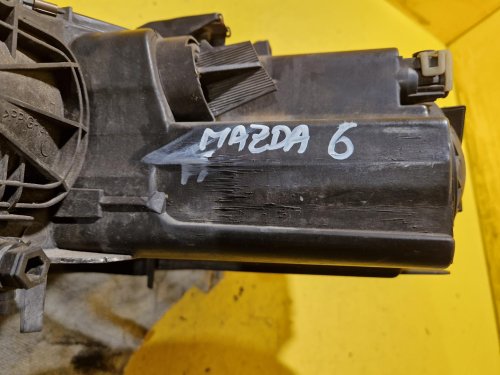 PRAVÉ PŘEDNÍ SVĚTLO MAZDA 6 (GG, GY)  - 19897