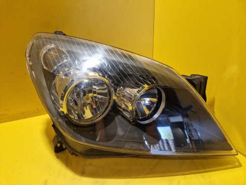 PRAVÉ PŘEDNÍ SVĚTLO OPEL ASTRA H - 18358