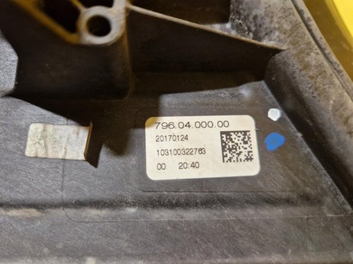 PRAVÉ PŘEDNÍ SVĚTLO OPEL ASTRA K - 20012