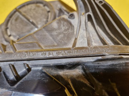 PRAVÉ PŘEDNÍ SVĚTLO OPEL ASTRA K - 20012