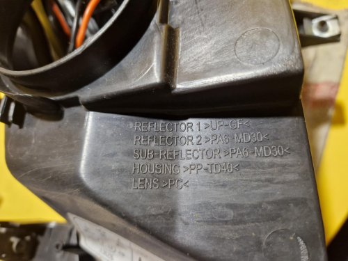 PRAVÉ PŘEDNÍ SVĚTLO PEUGEOT 307, FACELIFT - 20117