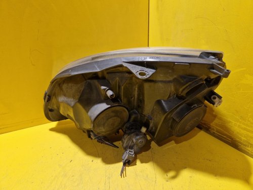 PRAVÉ PŘEDNÍ SVĚTLO RENAULT CLIO II / THALIA I FACELIFT ČERNÉ - 20267