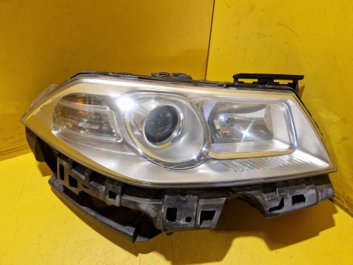 PRAVÉ PŘEDNÍ SVĚTLO RENAULT MEGANE II ( 2 ) FACELIFT - 20076