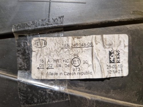 PRAVÉ PŘEDNÍ SVĚTLO ŠKODA FABIA I, FACELIFT- 19915