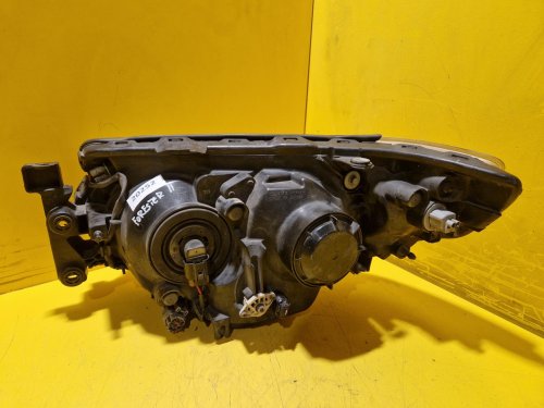 PRAVÉ PŘEDNÍ SVĚTLO SUBARU FORESTER II (SG) - 20252