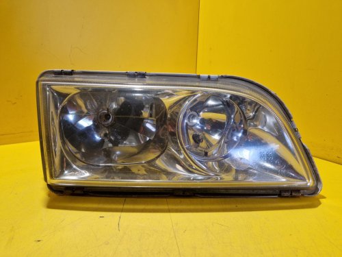 PRAVÉ PŘEDNÍ SVĚTLO VOLVO V40 I, S40 I - 18864