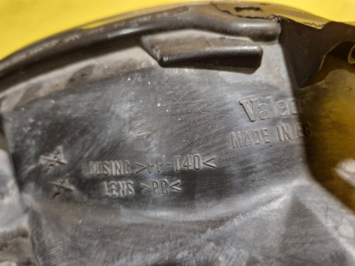 PRAVÉ PŘEDNÍ SVĚTLO VW POLO IV (9N_, 9A_) - 20253