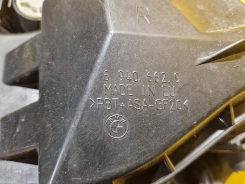 PRAVÉ PŘEDNÍ XENON SVĚTLO BMW 1 , E87, E81 - 18950