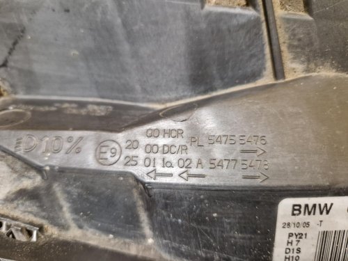 PRAVÉ PŘEDNÍ XENON SVĚTLO BMW 1 , E87, E81 - 18950