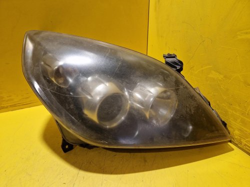 PRAVÉ PŘEDNÍ SVĚTLO XENON OPEL VECTRA C / SIGNUM , FACELIFT, ČERNÉ - 20947