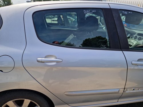 PRAVÉ ZADNÍ DVEŘE  PEUGEOT 308 I , STŘÍBRNÁ EZR, HATCHBACK - 19741