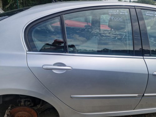 PRAVÉ ZADNÍ DVEŘE RENAULT LAGUNA III, HATCHBACK, STŘÍBRNÁ 069 - 19006