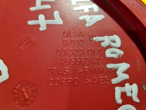 PRAVÉ ZADNÍ SVĚTLO ALFA ROMEO 147 VNĚJŠÍ - 16984