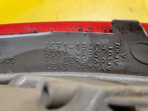 PRAVÉ ZADNÍ SVĚTLO FORD MONDEO IV ( BA7 ), HATCHBACK, VNĚJŠÍ - 16983