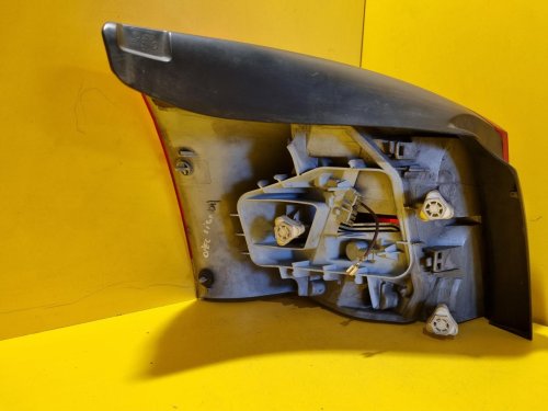 PRAVÉ ZADNÍ SVĚTLO OPEL SIGNUM - 17161