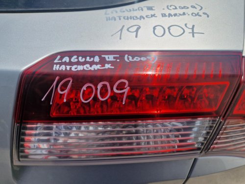 PRAVÉ ZADNÍ SVĚTLO RENAULT LAGUNA III, HATCHBACK, VNITŘNÍ - 19009