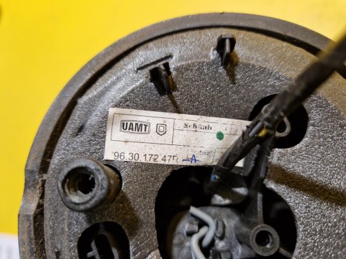 PRAVÉ ZRCÁTKO DACIA SANDERO I, ČERNÉ, ELEKTRICKÉ - 17831