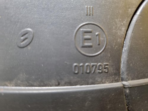 PRAVÉ ZRCÁTKO OPEL ASTRA H , ČERNÉ NELAKOVANÉ, ELEKTRICKÉ - 17066