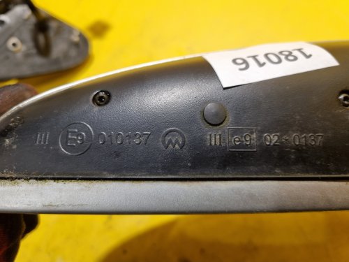 PRAVÉ ZRCÁTKO ŠKODA OCTAVIA I , STŘÍBRNÉ, DLOUHÉ , ELEKTRICKÉ - 18016