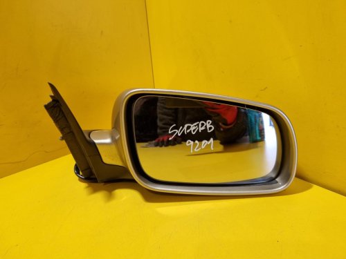 PRAVÉ ZRCÁTKO ŠKODA SUPERB I , STŘÍBRNÉ 9201, DLOUHÉ , ELEKTRICKÉ - 16879