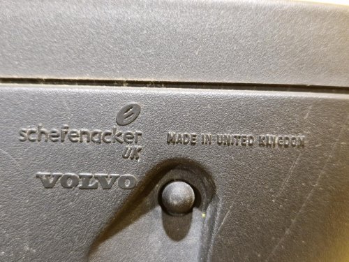 PRAVÉ ZRCÁTKO VOLVO V50 ( 545 ) , ČERNÉ, ELEKTRICKÉ - 19186