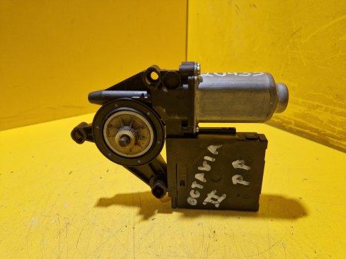 PRAVÝ PŘEDNÍ MOTOREK STAHOVAČKY OKNA 1T0959702B S JEDNOTKOU 1K0959792G - ŠKODA OCTAVIA II / VW TOURAN I, PASSAT B6, GOLF V.../ SEAT ALTEA, TOLEDO... - 20435