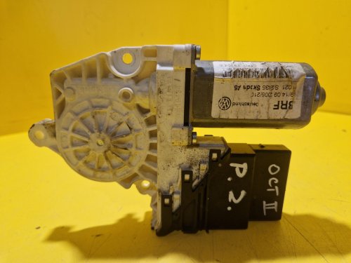 PRAVÝ ZADNÍ MOTOREK STAHOVAČKY OKNA 1K0959704E - ŠKODA OCTAVIA II / VW GOLF V, TOURAN I / SEAT ALTEA, TOLEDO III - 18770