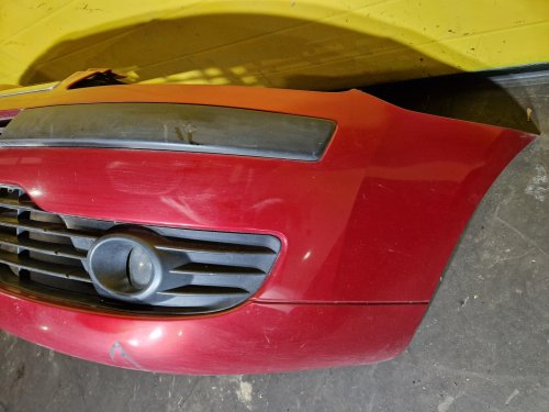 PŘEDNÍ NÁRAZNÍK CITROEN C4 I, ČERVENÝ, S MLHOVKAMI - 20368