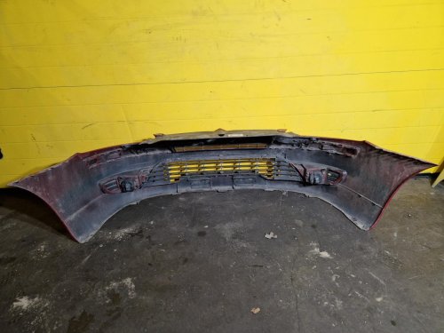 PŘEDNÍ NÁRAZNÍK CITROEN C4 I, ČERVENÝ, S MLHOVKAMI - 20368