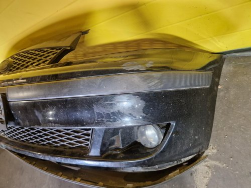 PŘEDNÍ NÁRAZNÍK FORD GALAXY I (WGR), ČERNÝ, FACELIFT, S MLHOVKAMA, S OSŘIKOVAČI - 19665