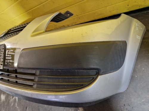 PŘEDNÍ NÁRAZNÍK KIA RIO II (JB), STŘÍBRNÝ - 20277