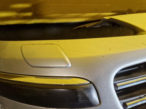 PŘEDNÍ NÁRAZNÍK PEUGEOT 407, STŘÍBRNÝ EZRC, S OSTŘIKOVAČI, S MLHOVKAMI - 20367