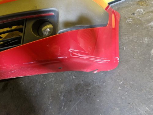 PŘEDNÍ NÁRAZNÍK RENAULT MEGANE II, ČERVENÝ, S MLHOVKAMI - 20169