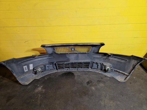 PŘEDNÍ NÁRAZNÍK VOLVO V50 (545), ČERNÝ, S MLHOVKAMI - 19103