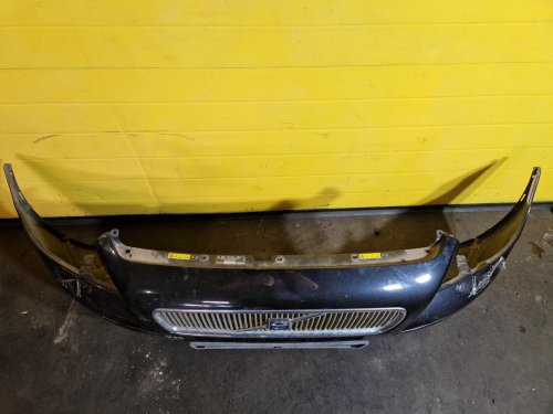 PŘEDNÍ NÁRAZNÍK VOLVO V50 (545), ČERNÝ, S MLHOVKAMI - 19103