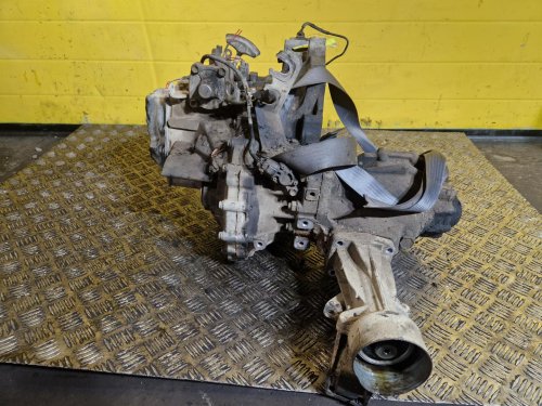 PŘEVODOVKA S ROZVODOVKOU 4x4 - TOYOTA RAW 4 (A2) (2000-2006) - 2.0 D 85 KW - 21394