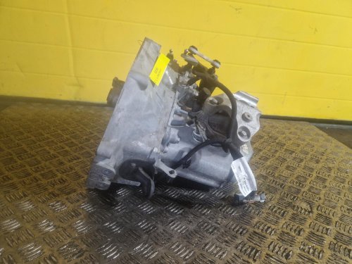 PŘEVODOVKA 20A705 - OPEL CROSSLAND X / PEUGEOT 2008 - 1.2 VTI - 19140